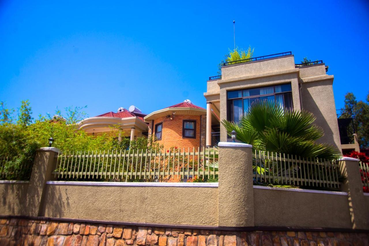Quality Inn Hotel Kigali Exterior photo