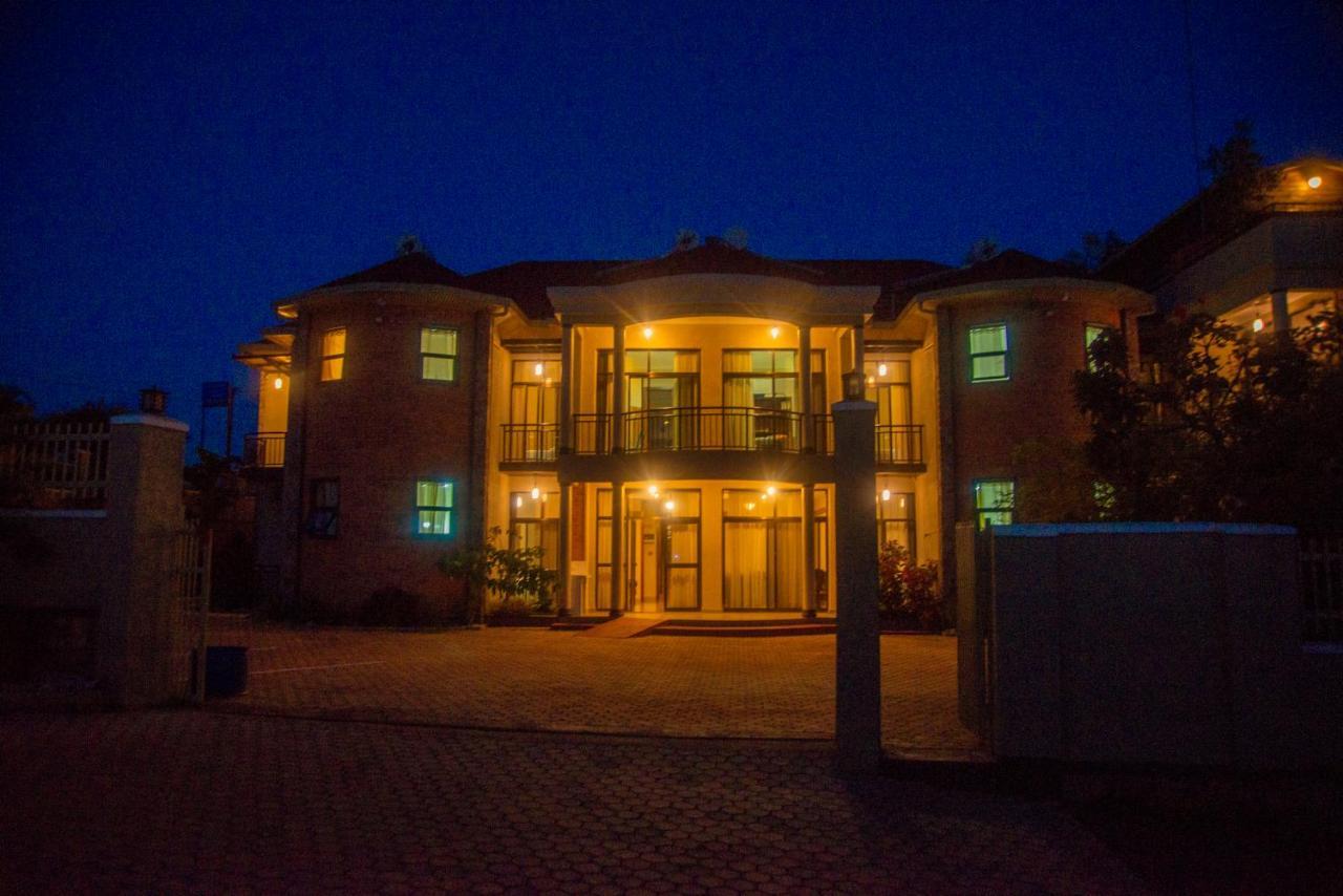 Quality Inn Hotel Kigali Exterior photo